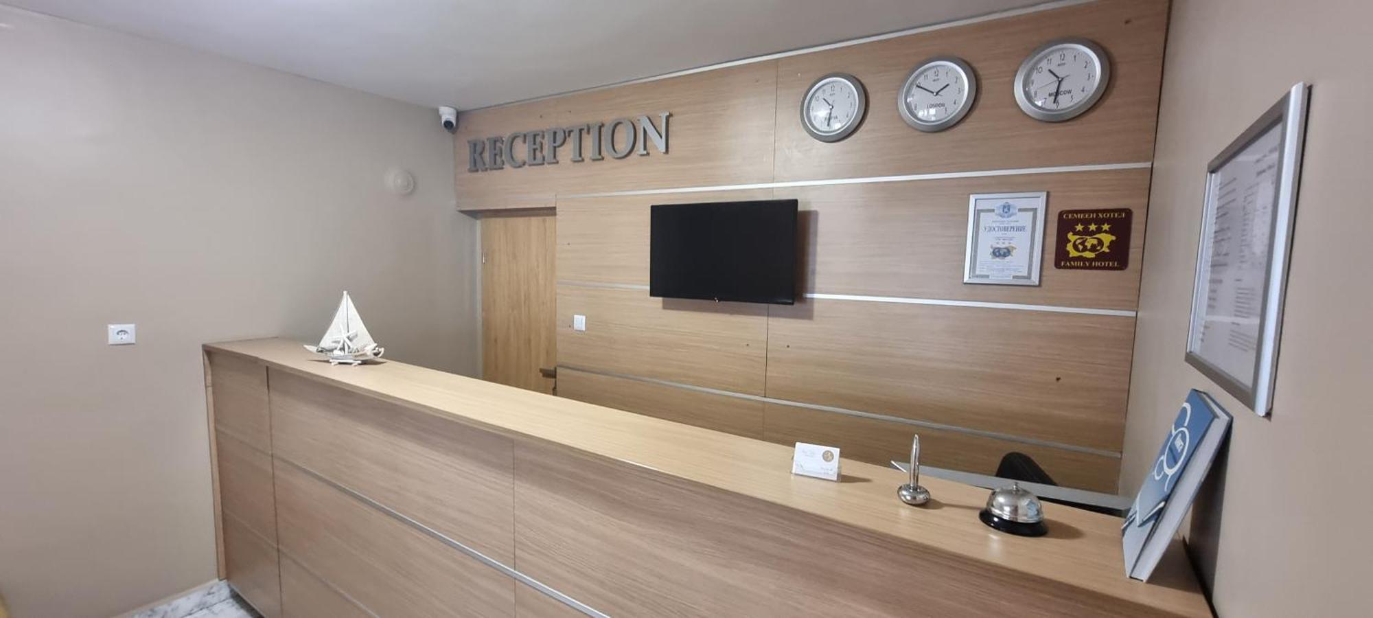 Family Hotel Alfa Vita Sozopol Bagian luar foto